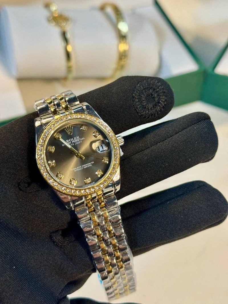 ROLEX WATCHES FOR LADIES WITH BANGLE AND BRACELET - Image 6