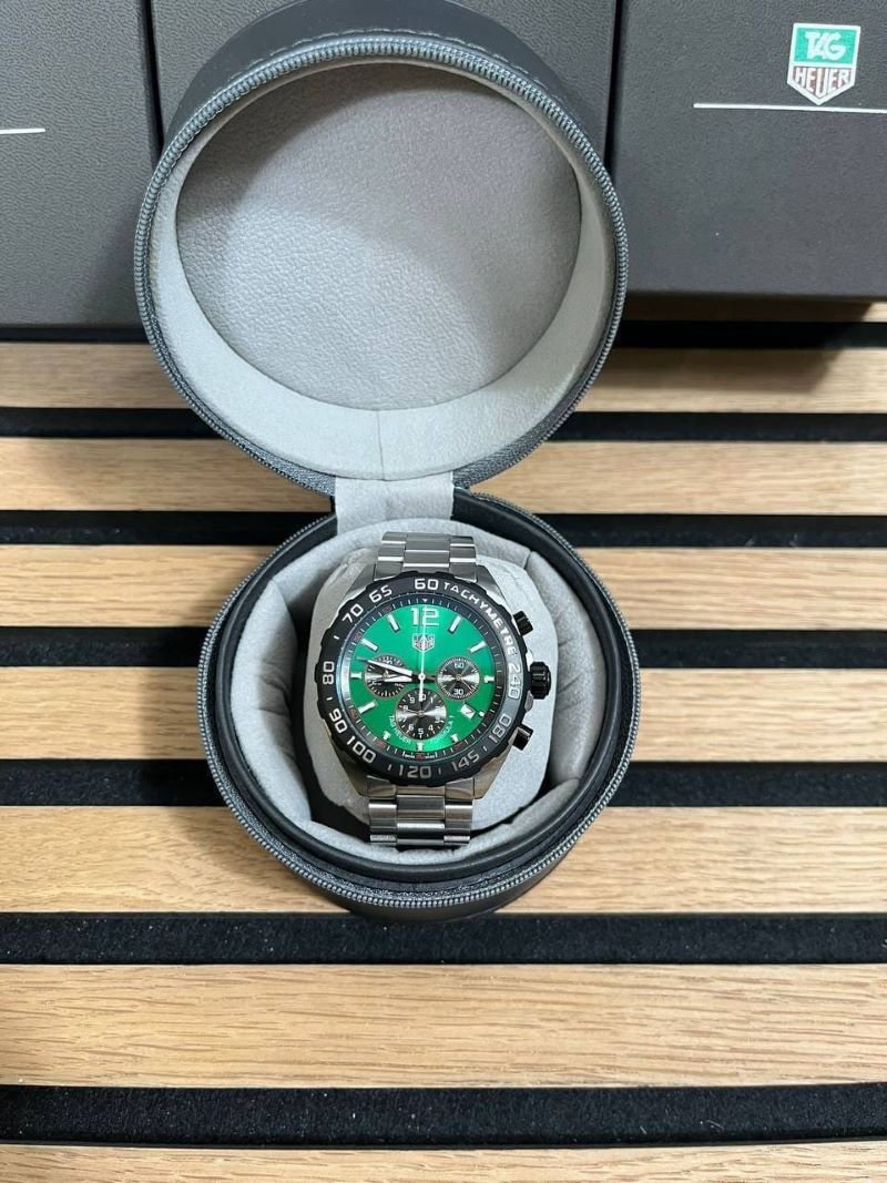 MENS TAG HEUR WATCHES COME WITH BOX AND PAPER WORKS - Image 6