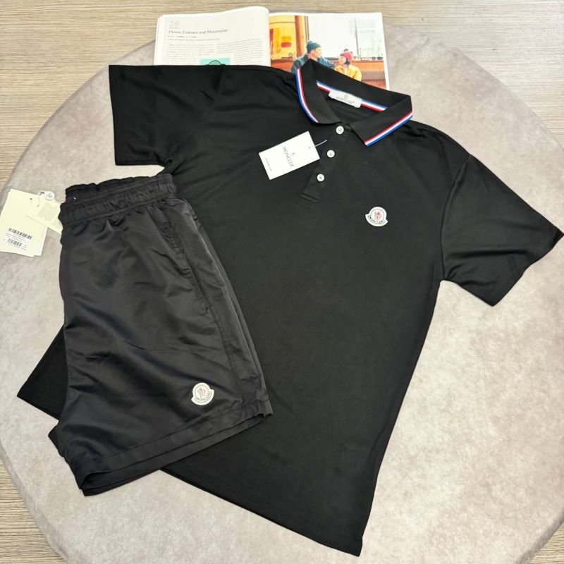 MONCLER SHORTS & T-SHIRT SET - Image 12