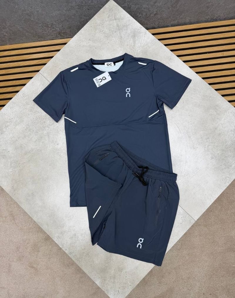 On Cloud / QC-Running Performance T-Shirt & Shorts Set - Image 2