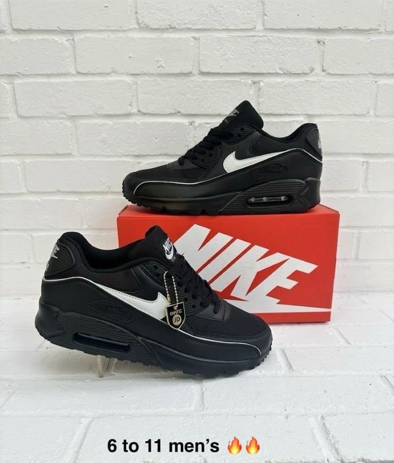 Men's Nike Air Max 90 Sneakers - Image 2