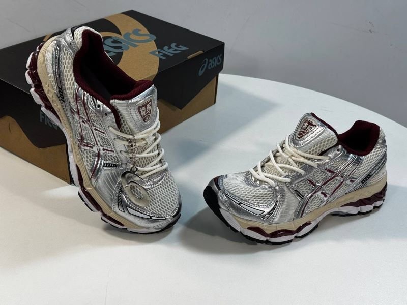 Ladies ASICS x Kith GEL-Kayano