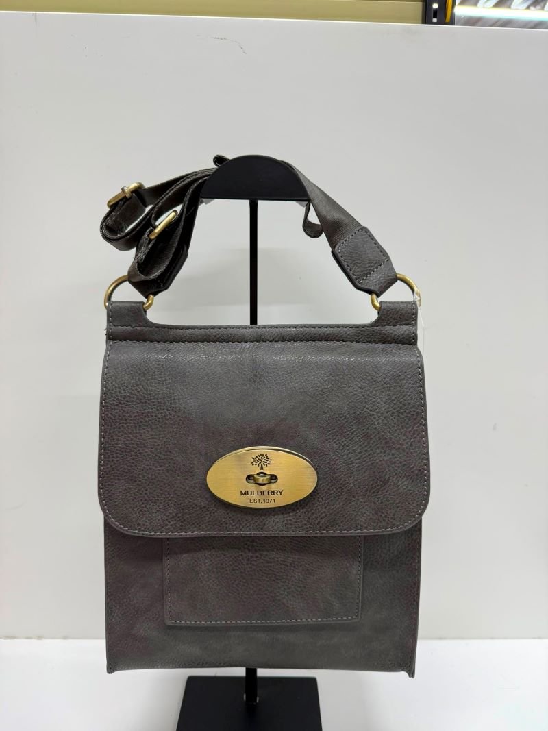 Mulberry Postman's Lock Messenger Bag / Dior Straw & Leather Mini Top-Handle Flap Bag /Prada Woven Straw & Leather Top-Handle Box Bag - Image 2