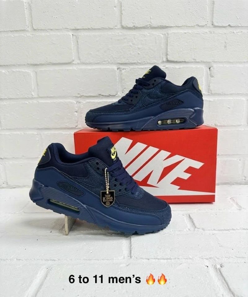 Men's Nike Air Max 90 Sneakers - Image 12