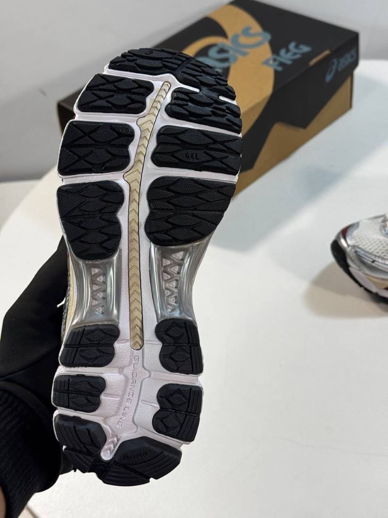 Ladies ASICS x Kith GEL-Kayano - Image 16