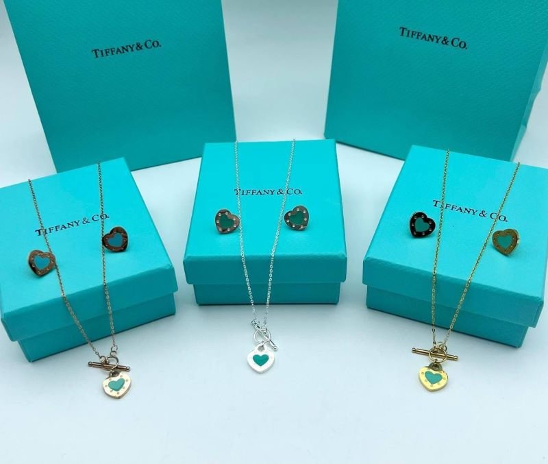 Tiffany & Chanel Necklace & Stud Earring Sets - Image 2