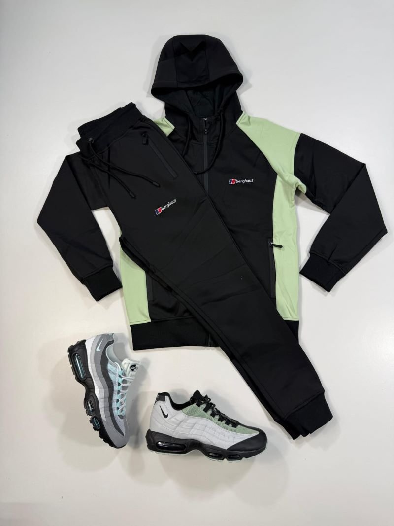 Berghaus Men's Full-Zip Hooded Tracksuit Set - Image 4