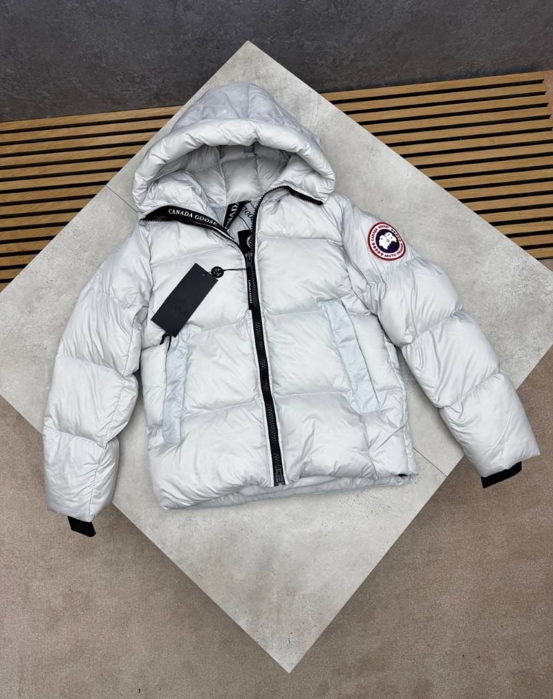 Canada Goose Crofton Hooded Puffer Jacket Collection - Image 3