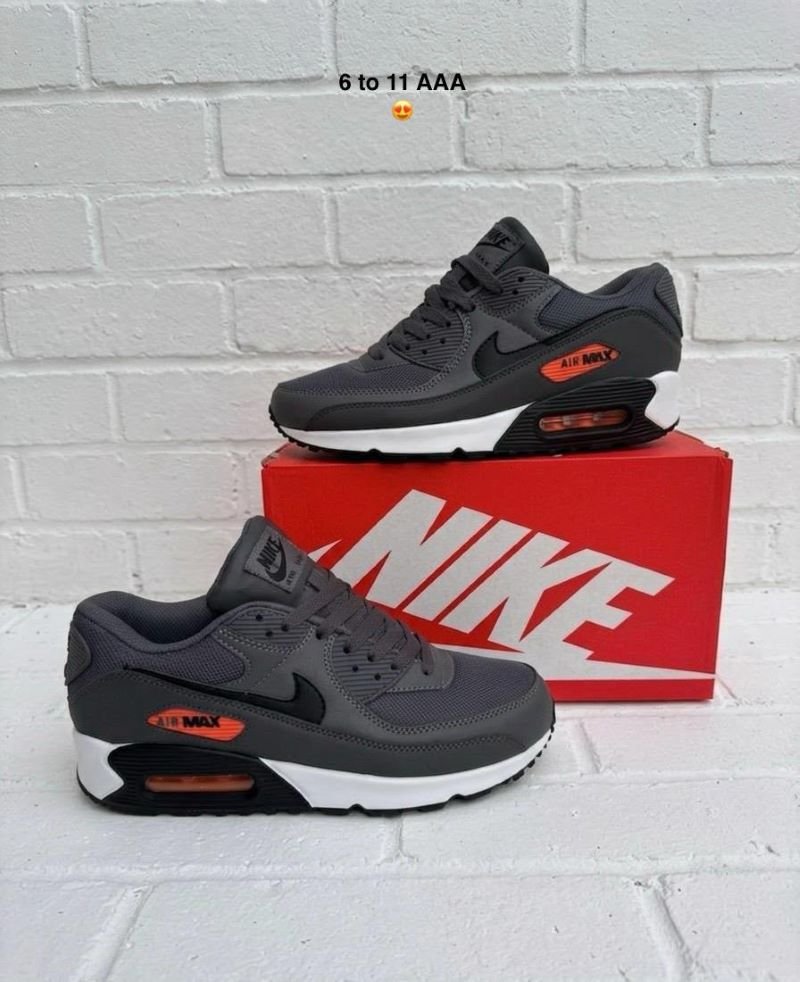 Men's Nike Air Max 90 Sneakers - Image 4