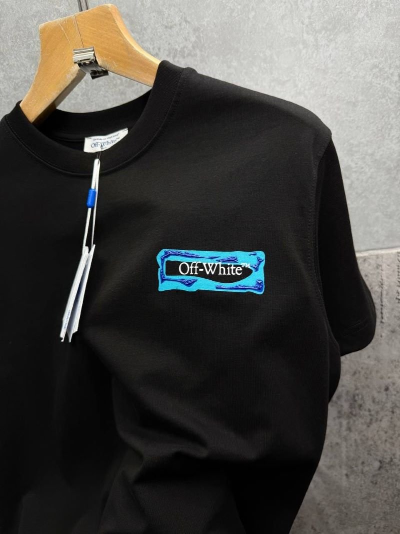 Off-White Textured Blue Arrows Graphic T-Shirt - Image 4