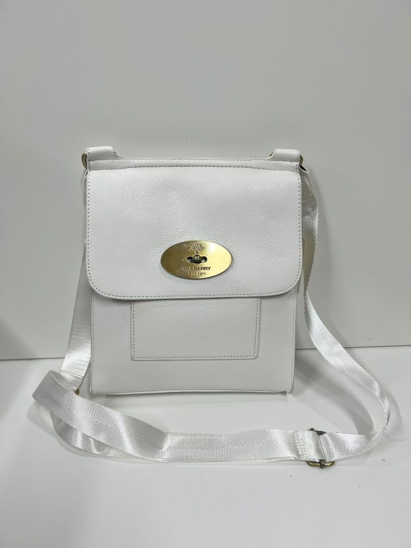 Mulberry Postman's Lock Messenger Bag / Dior Straw & Leather Mini Top-Handle Flap Bag /Prada Woven Straw & Leather Top-Handle Box Bag - Image 6
