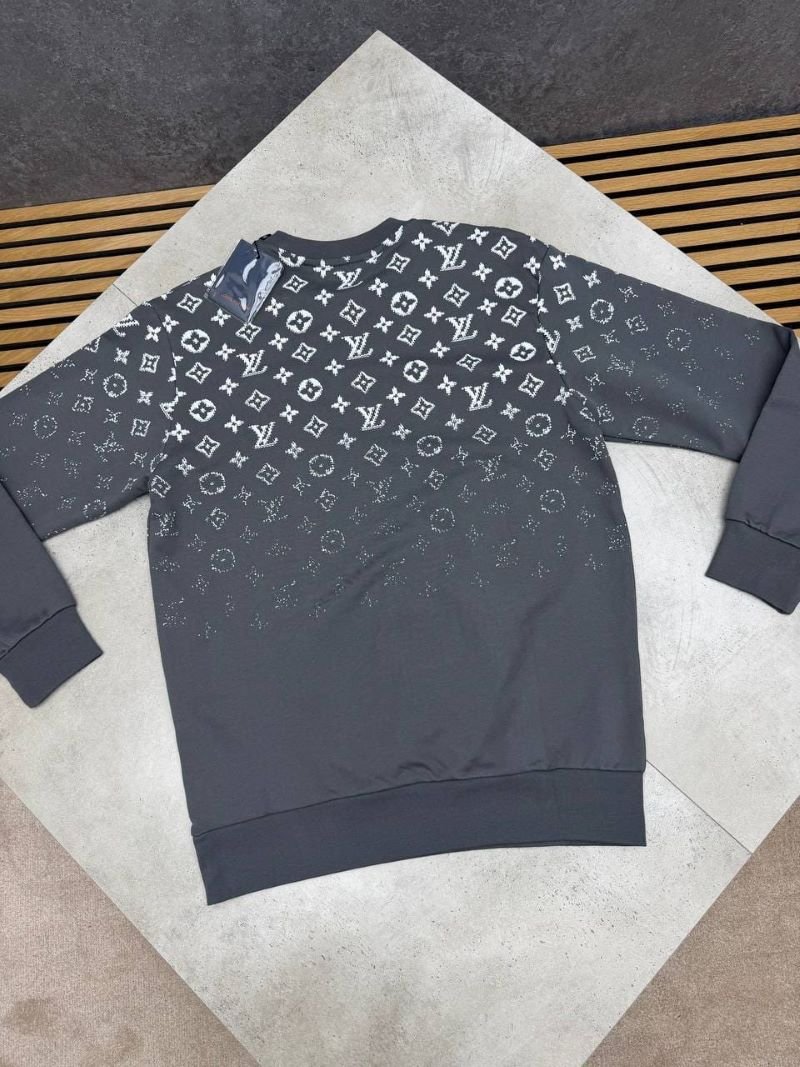 Louis Vuitton Gradient Monogram Crewneck Sweatshirt - Image 6