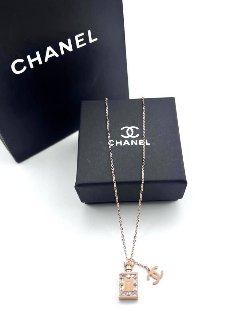 Tiffany & Chanel Necklace & Stud Earring Sets - Image 7
