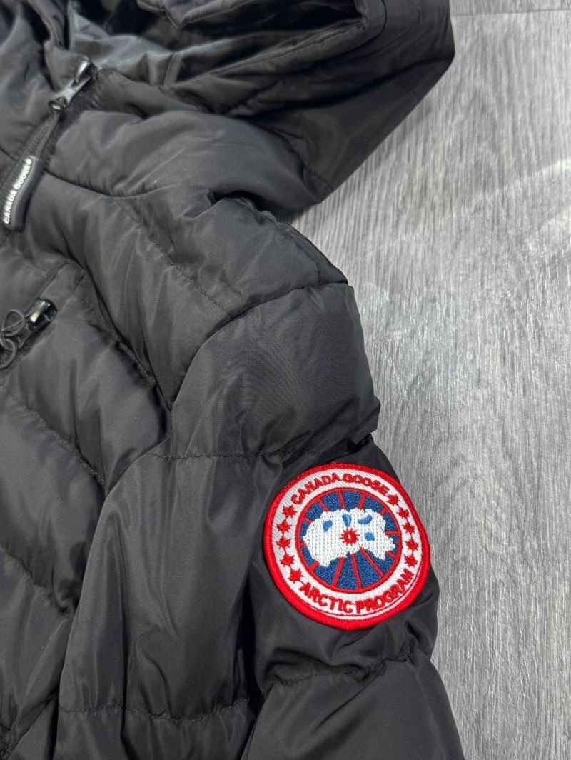Premium Black Hooded Puffer Jackets Collection – Canada Goose, The North Face & Berghaus - Image 8