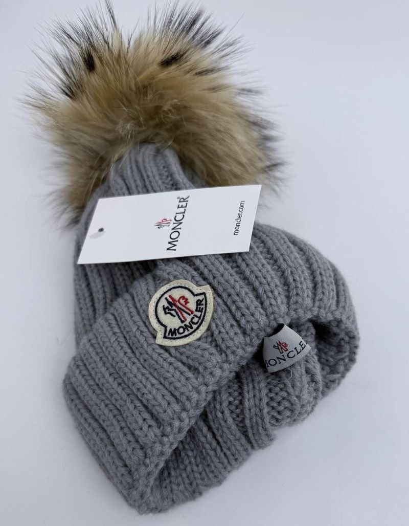 Moncler Faux-Fur Pom-Pom Ribbed Beanie/Hats - Image 9