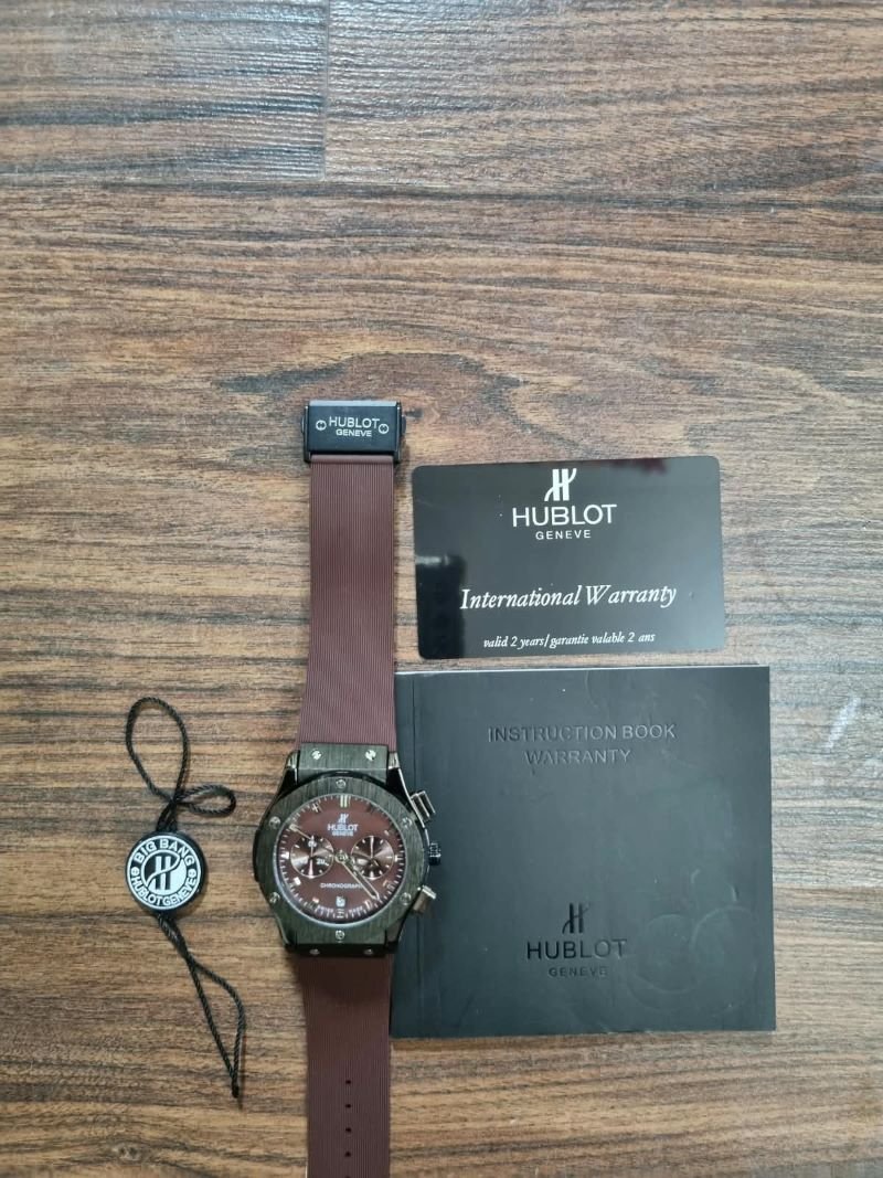 Hublot Geneva Luxury Watch Collection – Signature Color & Design Showcase - Image 11
