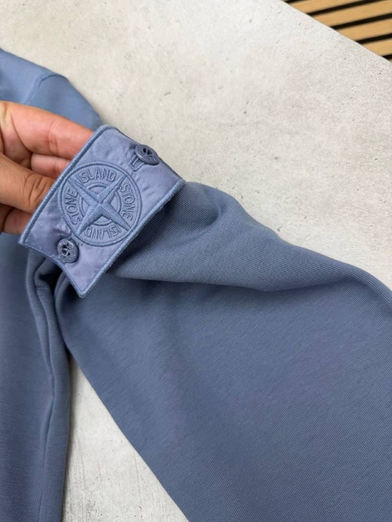 Stone Island Men's Classic Crewneck Sweatshirt Collection - Image 12
