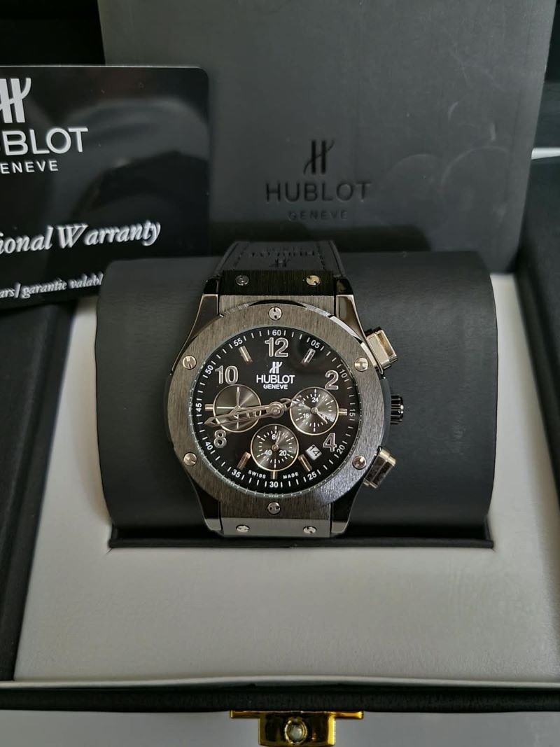 Hublot Geneva Luxury Watch Collection – Signature Color & Design Showcase - Image 17