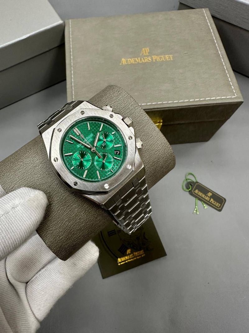 Audemars Piguet Royal Oak Luxury Watch Collection - Image 18