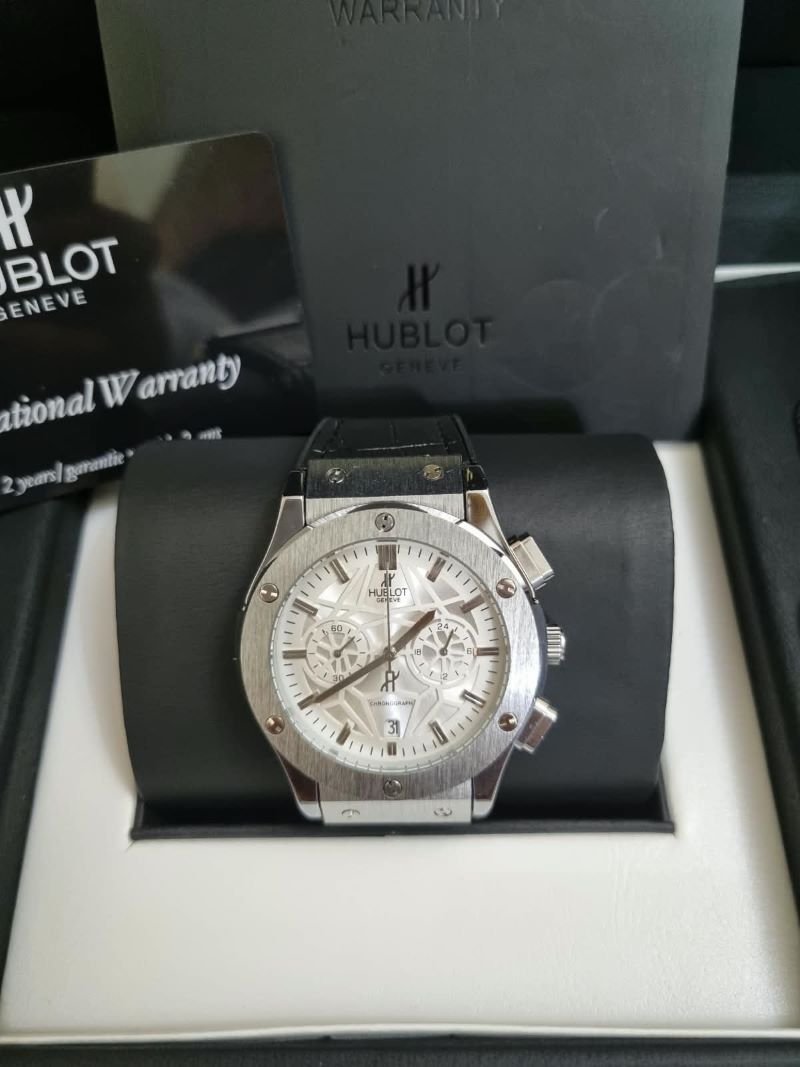 Hublot Geneva Luxury Watch Collection – Signature Color & Design Showcase - Image 19