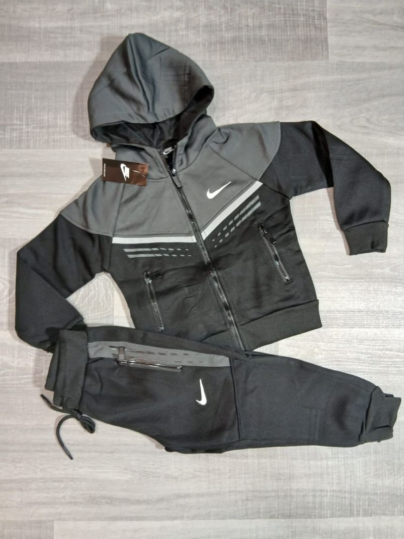 Kids Nike Tech Fleece Full-Zip Tracksuit Set – Sizes 4 to 14 - Image 2