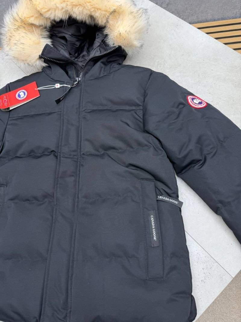 Canada Goose Men's Fur-Trimmed Down Parka Jacket - Image 3