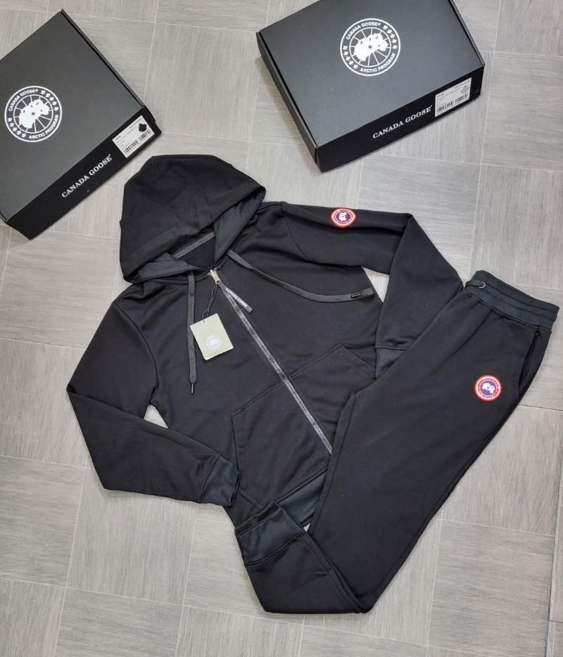 Men's Canada Goose Arctic Program Logo Patch Hoodie and Jogger Tracksuit Set with Box - Image 2