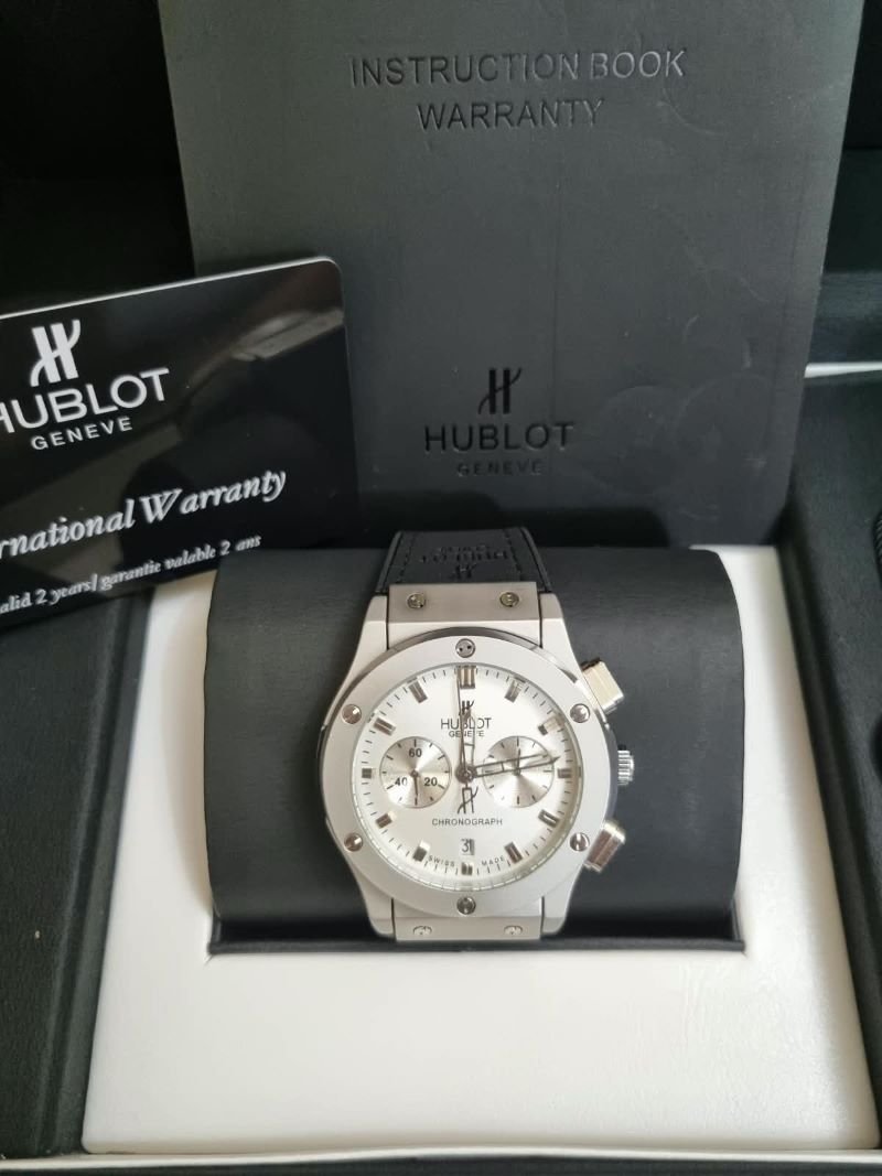 Hublot Geneva Luxury Watch Collection – Signature Color & Design Showcase - Image 23