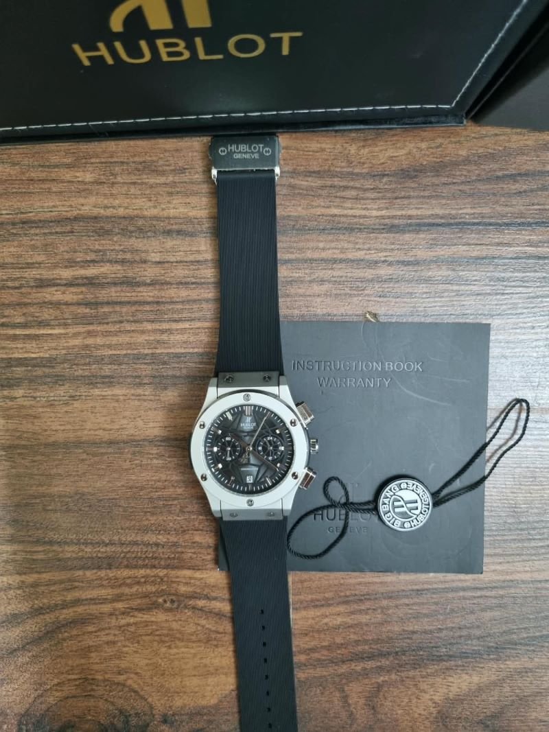 Hublot Geneva Luxury Watch Collection – Signature Color & Design Showcase - Image 24