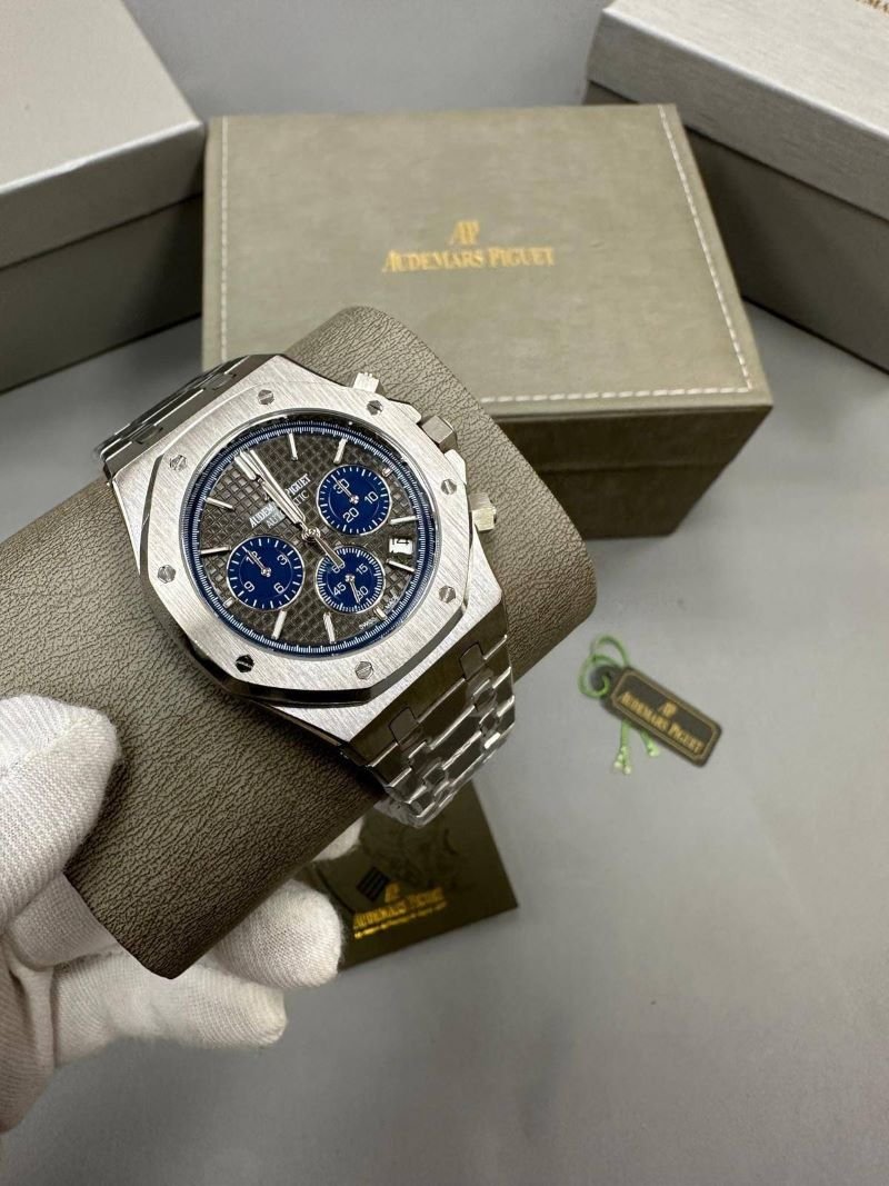Audemars Piguet Royal Oak Luxury Watch Collection - Image 24