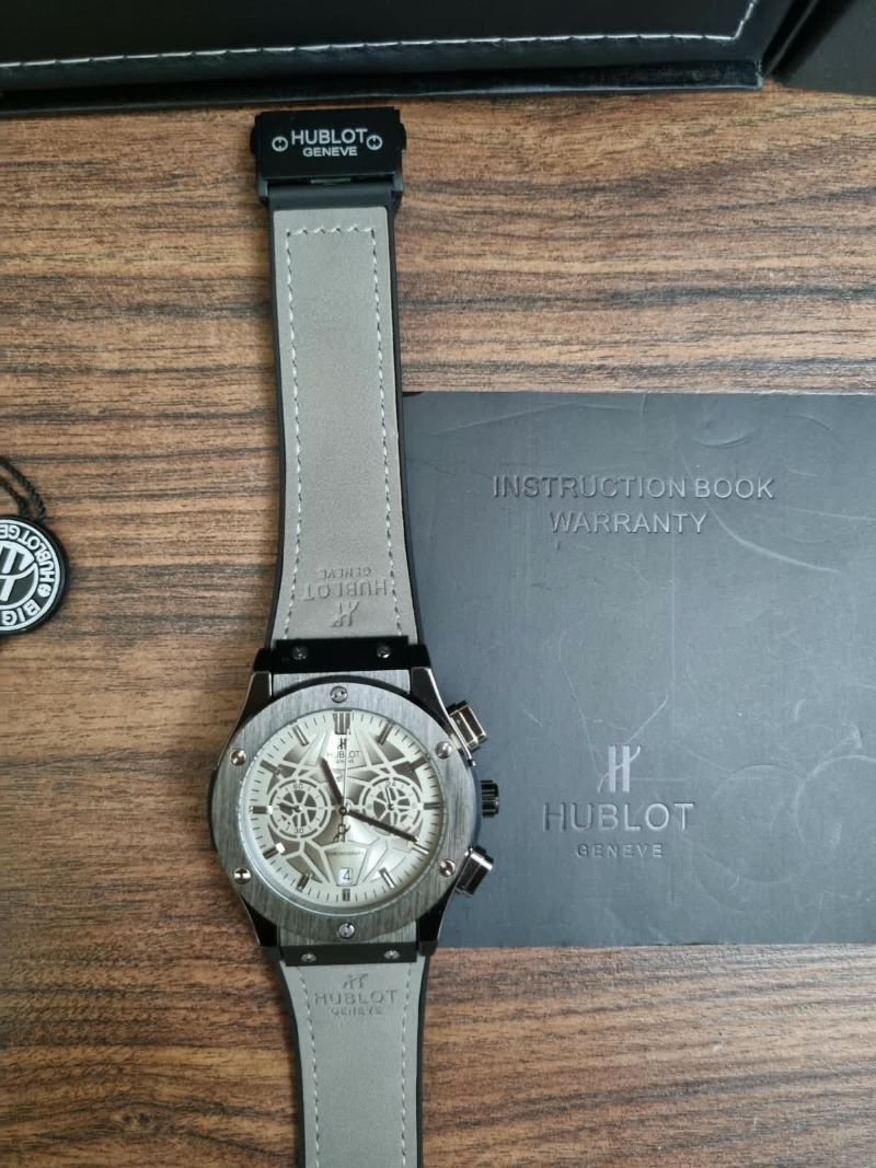Hublot Geneva Luxury Watch Collection – Signature Color & Design Showcase - Image 27