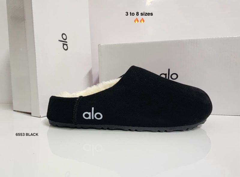 Alo Yoga Fleece-Lined Suede Mules / Clogs - Image 4