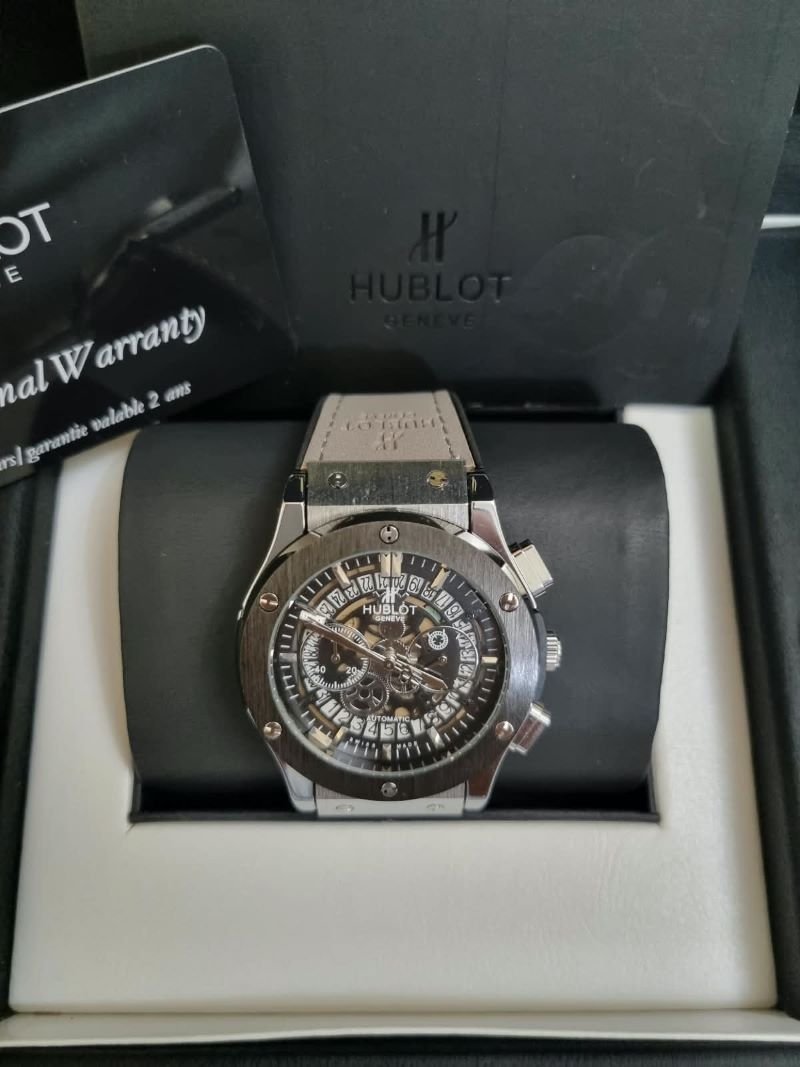 Hublot Geneva Luxury Watch Collection – Signature Color & Design Showcase - Image 31