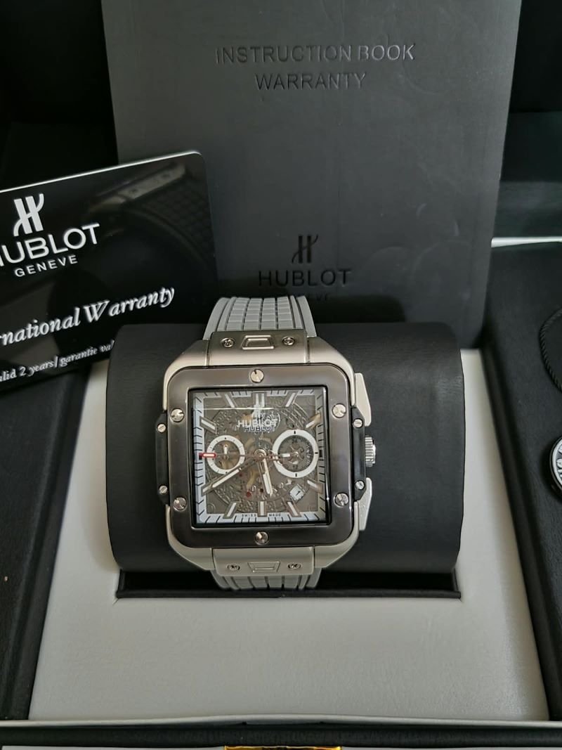 Hublot Geneva Luxury Watch Collection – Signature Color & Design Showcase - Image 36