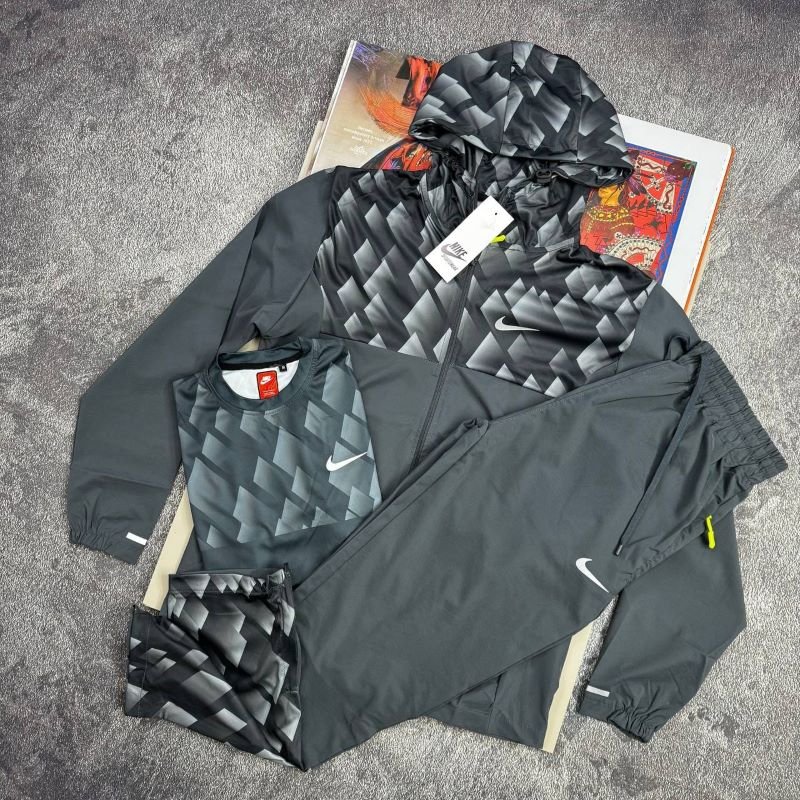 - Image 4
