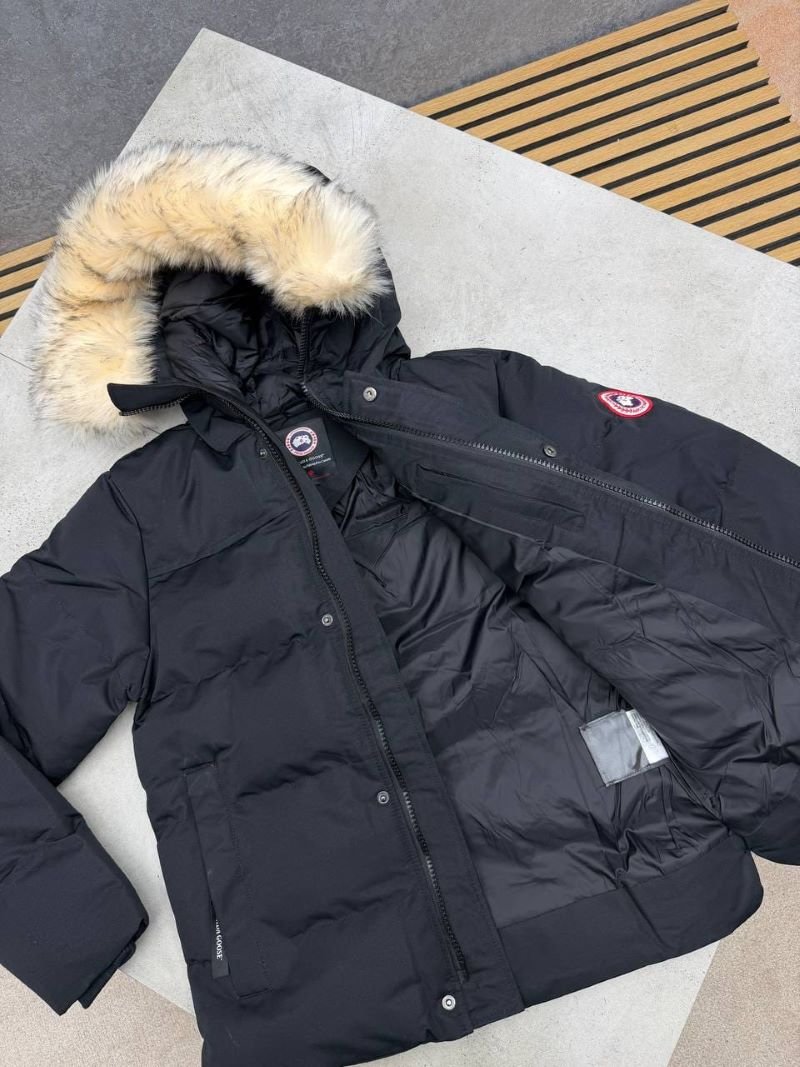 Canada Goose Men's Fur-Trimmed Down Parka Jacket - Image 5