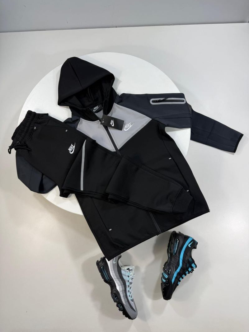Men's Premium Athletic Tech Fleece Tracksuit and Sneaker Outfit Collection - Image 5