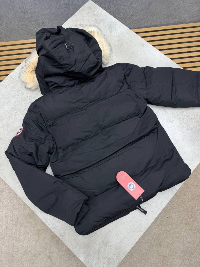 Canada Goose Men's Fur-Trimmed Down Parka Jacket - Image 6