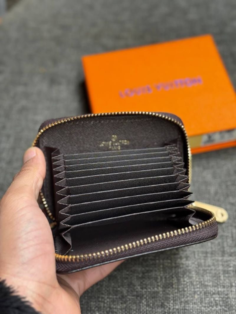 Luxury Designer Wallet Collection Bundle – Louis Vuitton, Gucci & Christian Dior Assorted Sets - Image 7