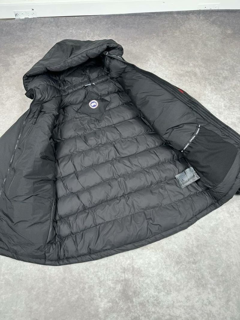 Canada Goose Men's Hooded Puffer Jacket - Image 7