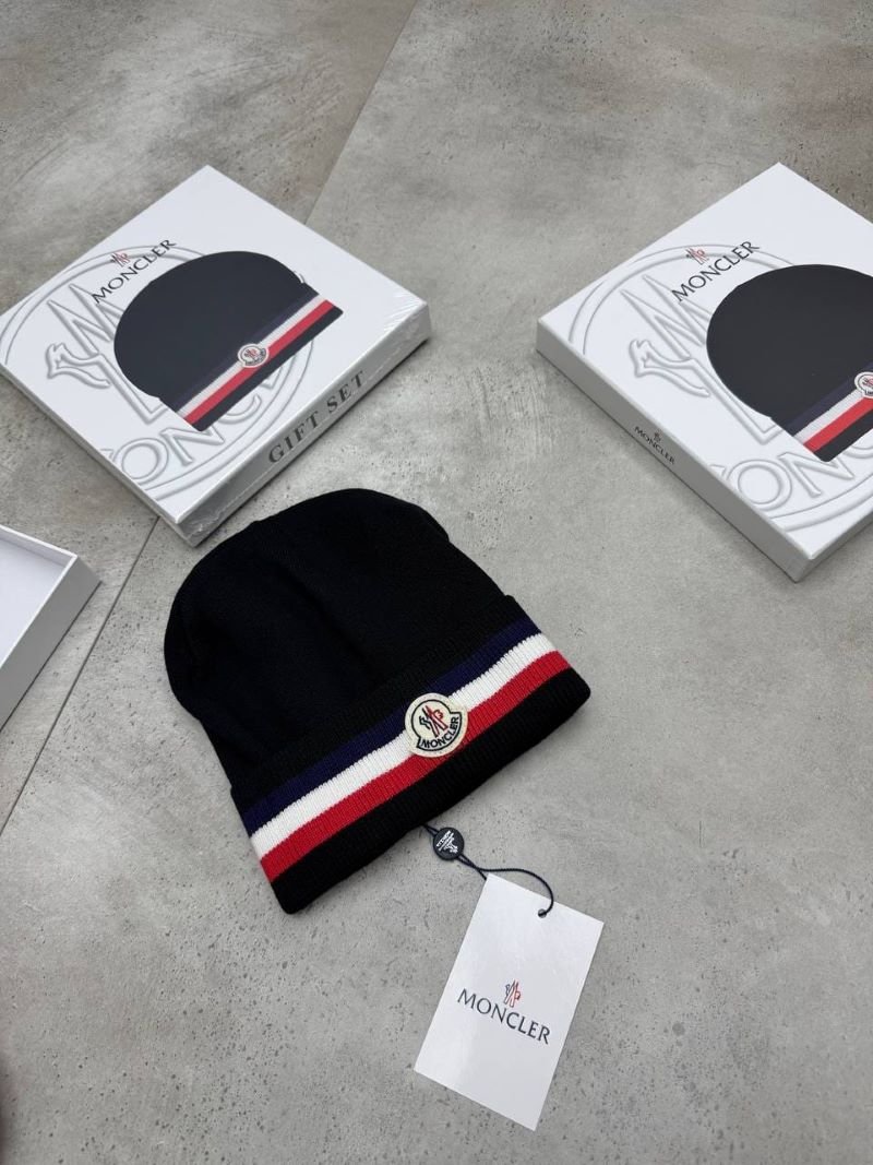 Luxury Designer Winter Beanie Gift Set Collection The North Face & Moncler - Image 8