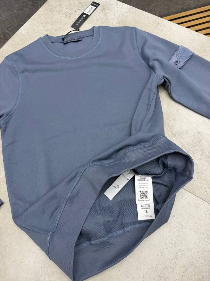 Stone Island Men's Classic Crewneck Sweatshirt Collection - Image 10