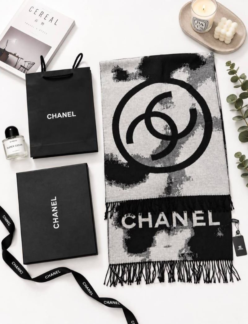 Chanel Luxury Cashmere-Blend Designer Scarf Collection - Image 2