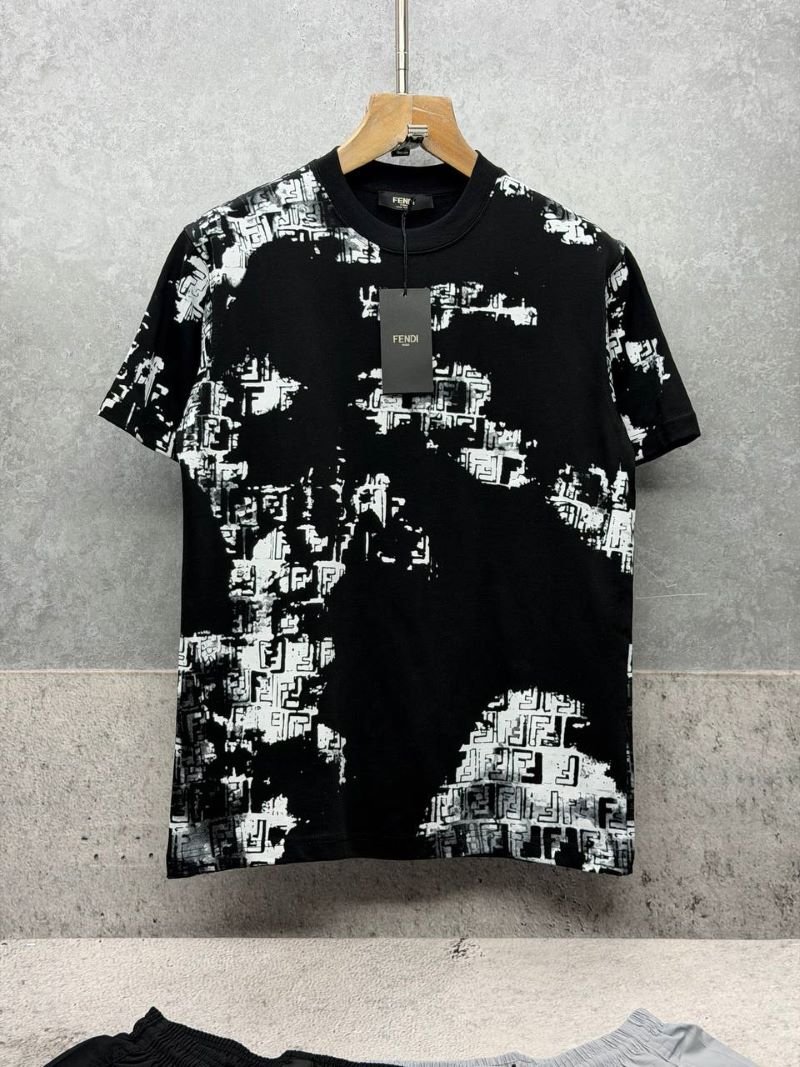 Fendi All-Over Monogram Camo Print Short Sleeve Crewneck T-Shirt - Image 2
