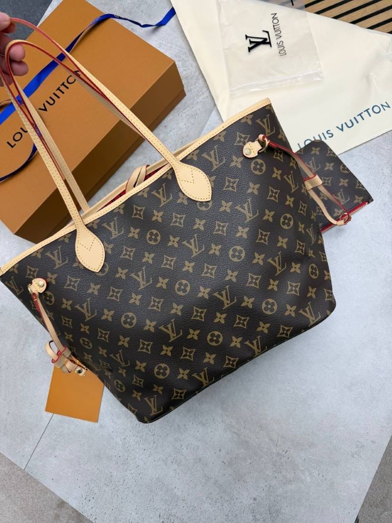 Top Notch Louis Vuitton Never full MM Monogram Tote Bag with Matching Pouch