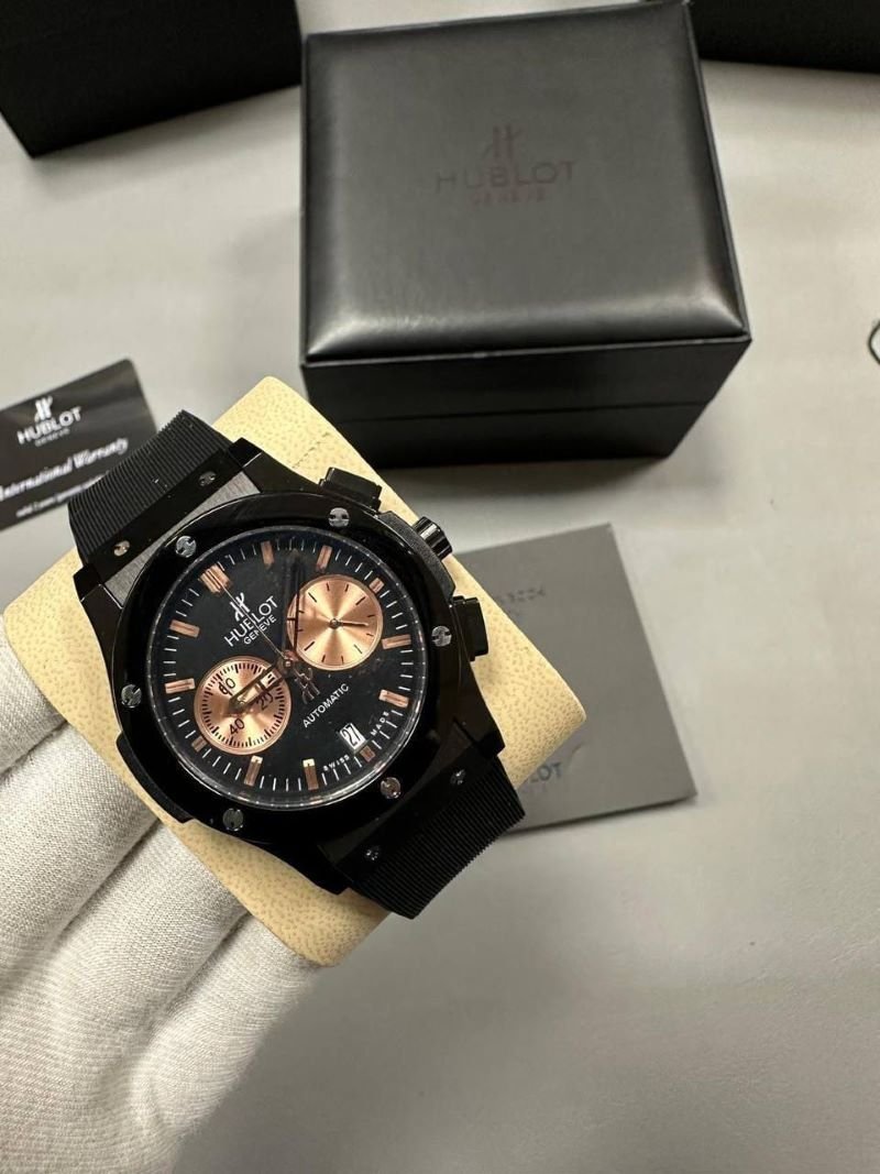 Hublot Big Bang & Spirit of Big Bang Luxury Timepiece Collection - Image 13