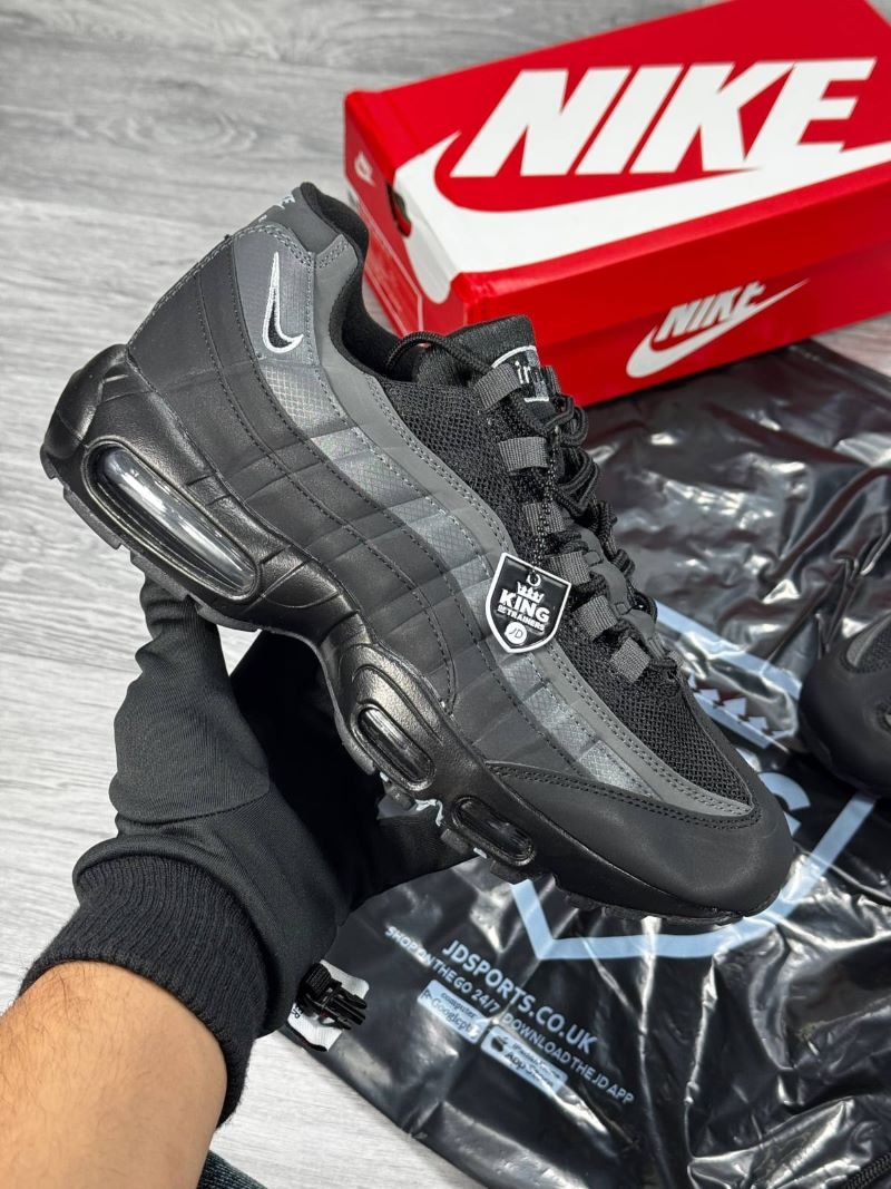 Nike Air Max 95 Retro Streetwear Trainers - Image 14