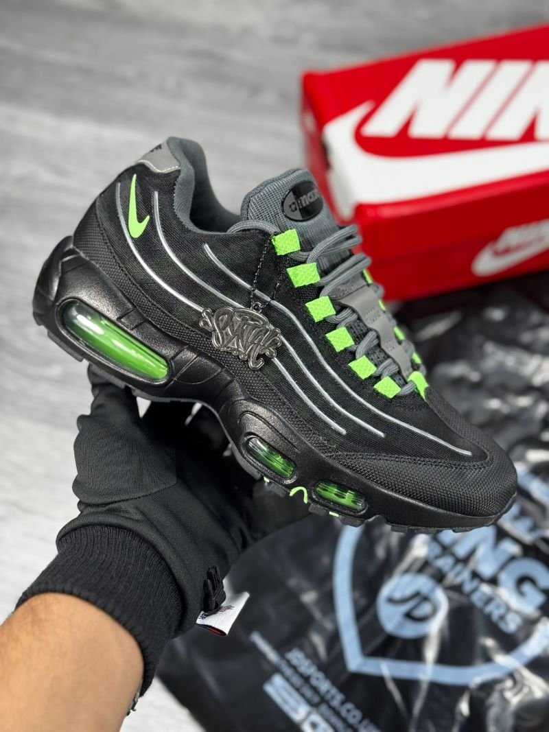 Nike Air Max 95 Retro Streetwear Trainers - Image 15