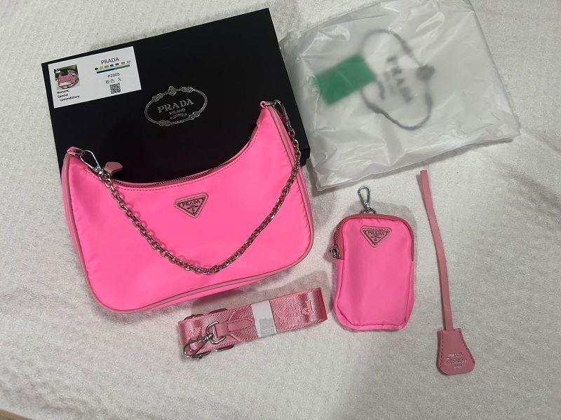 Prada Re-Edition 2005 Re-Nylon Shoulder Bag with Detachable Strap & Coin Pouch - Image 3