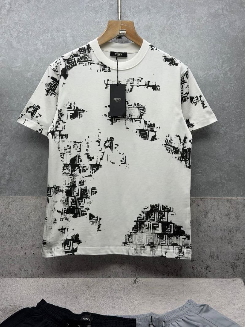 Fendi All-Over Monogram Camo Print Short Sleeve Crewneck T-Shirt - Image 3